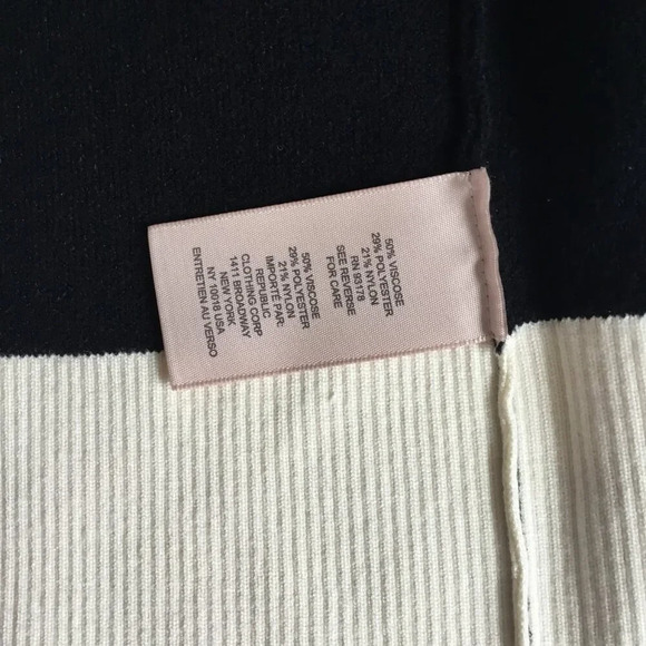 Philosophy Chic Padded Shoulder Novelty  Button Pocket Cardigan SZ L - Picture 6 of 11